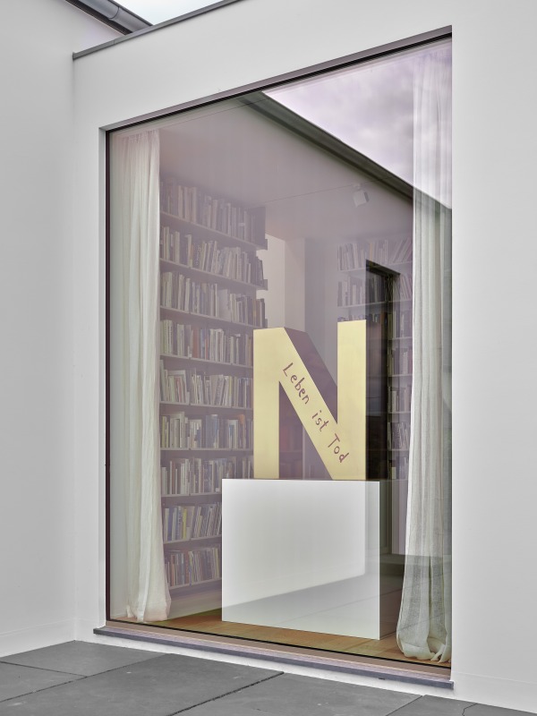 André Butzer, Untitled (Life is death … and death as well is a life), 2024, photo: Simon Vogel